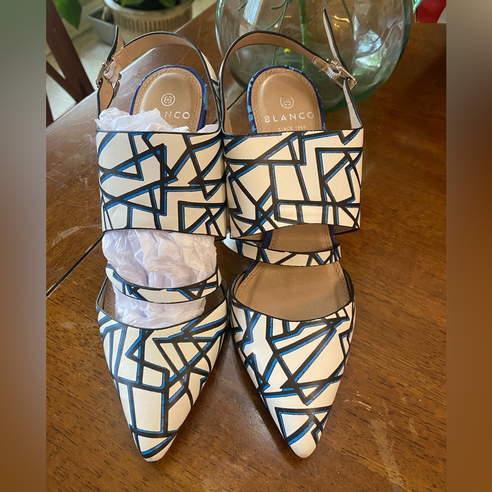 Beautiful pumps - Picture 2 of 5
